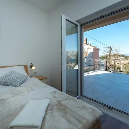 In With Sea View, Terrace, Air Conditioning, Wifi 4979-1 Lägenhet Cavtat