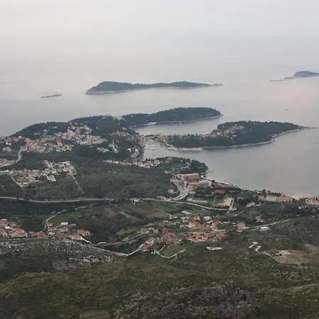 Lägenhet In With Sea View, Terrace, Air Conditioning, Wifi 4979-1 Cavtat
