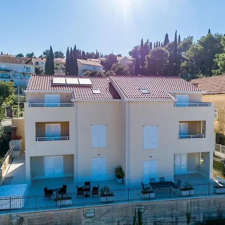 In With Sea View, Terrace, Air Conditioning, Wifi 4979-1 Apartman