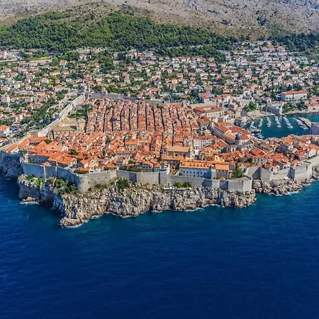 In With Sea View, Terrace, Air Conditioning, Wifi 4979-1 Cavtat